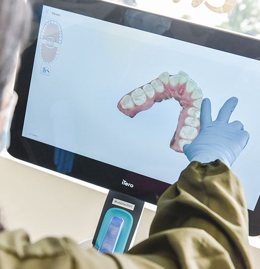 Modern Digital Dentistry | iTero | Acora Dental | General & Family Dentist | NW Calgary